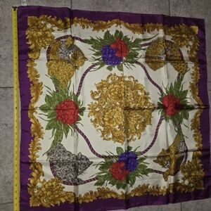 Salvatore ferragamo 100% silk made in italy Scarf NWOT BOX INCUDED